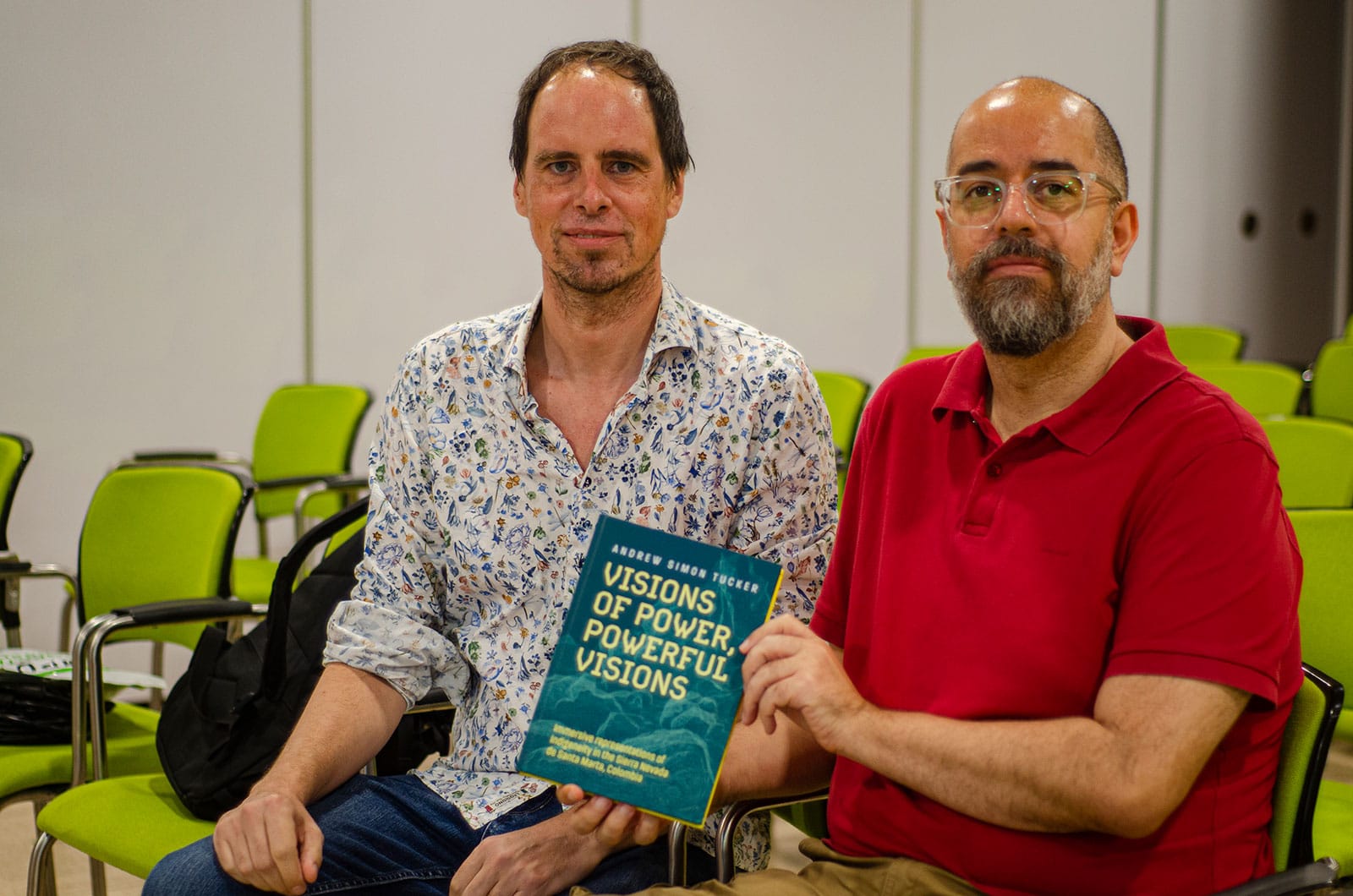 Conversatorio sobre «Visions of Power, Powerful Visions» de Andrew Tucker